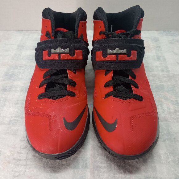 Nike LeBron Soldier V11 Red & Black Basketball Shoes Sz 5.5y - Picture 1 of 6